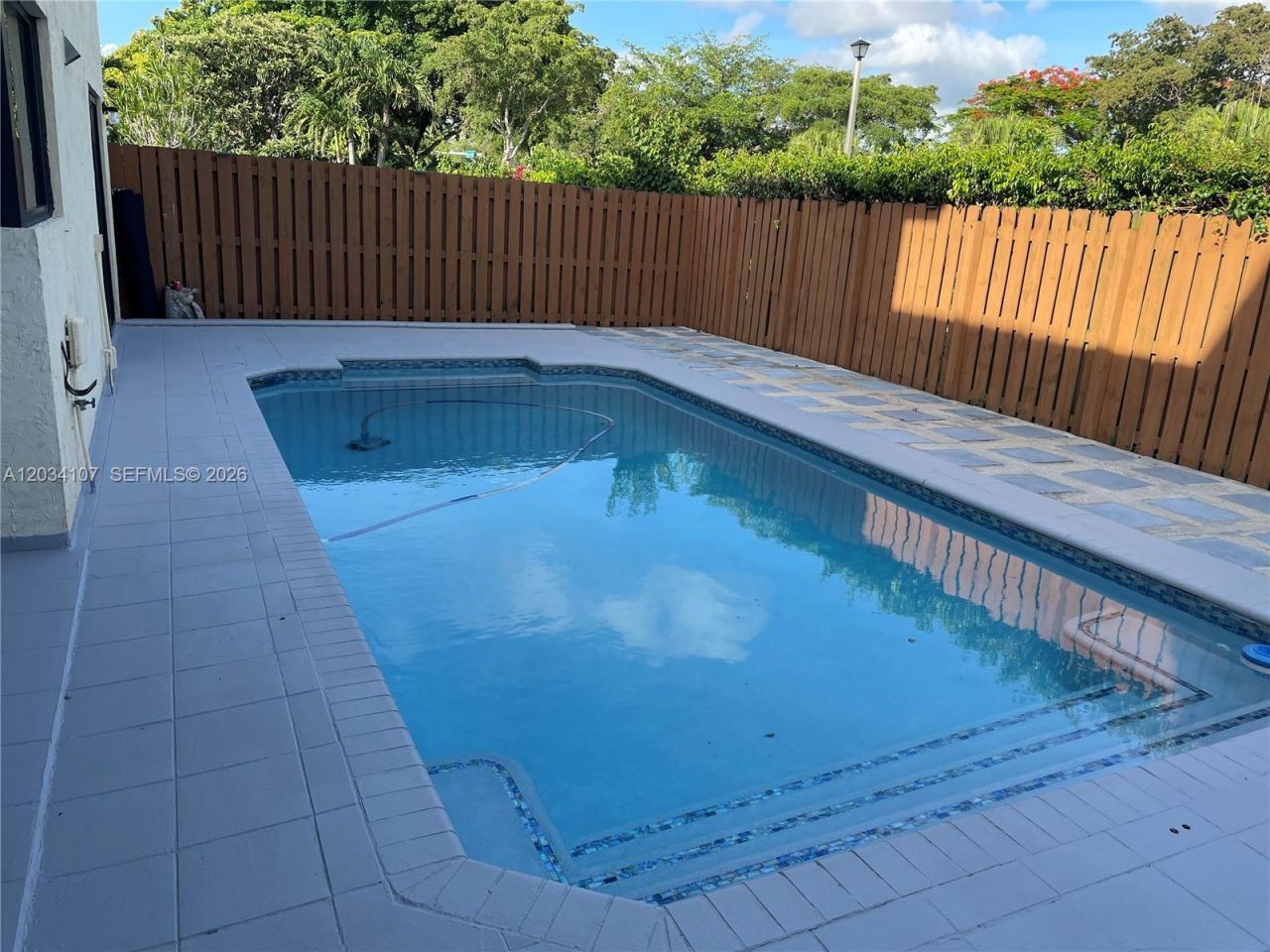 Please Call For Address, Miami, FL 33196 Photo