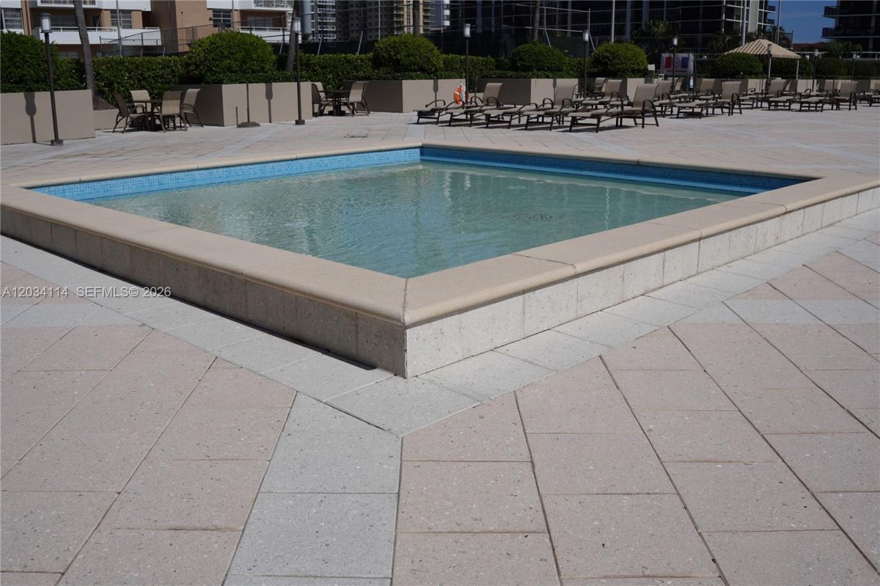 1965 S Ocean Dr , Unit 11K, Hallandale Beach, FL 33009 Photo
