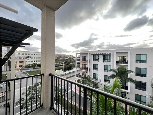 8265 NW 41st St , Unit C-405, Doral, FL 33166