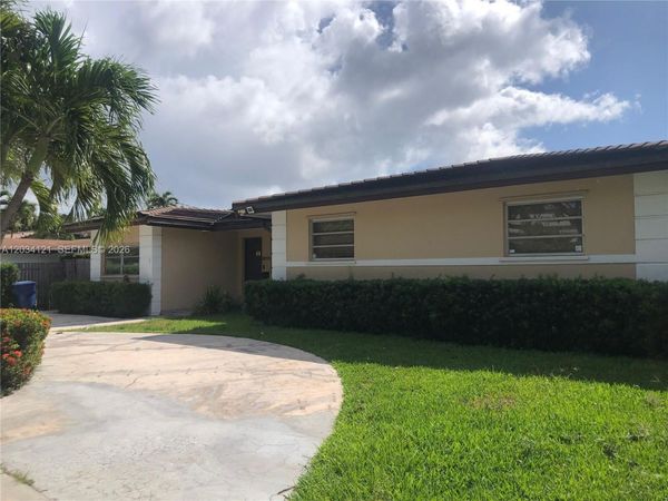 18715 NE 18th Ave , Miami, FL 33179