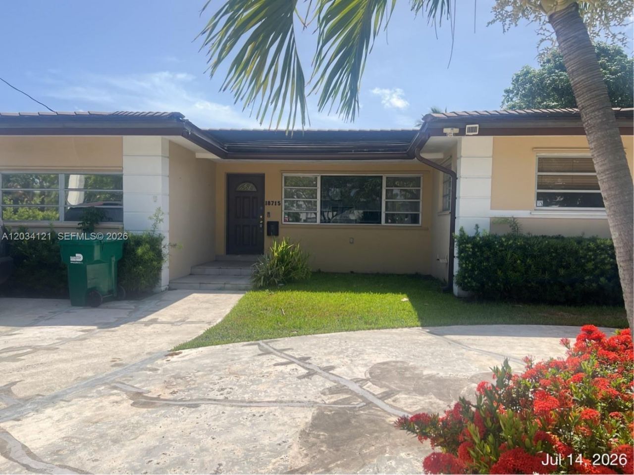18715 NE 18th Ave, Miami, FL 33179 Photo
