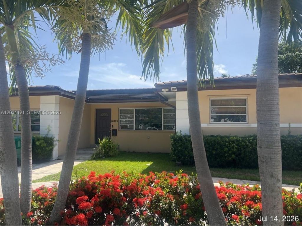 18715 NE 18th Ave, Miami, FL 33179 Photo