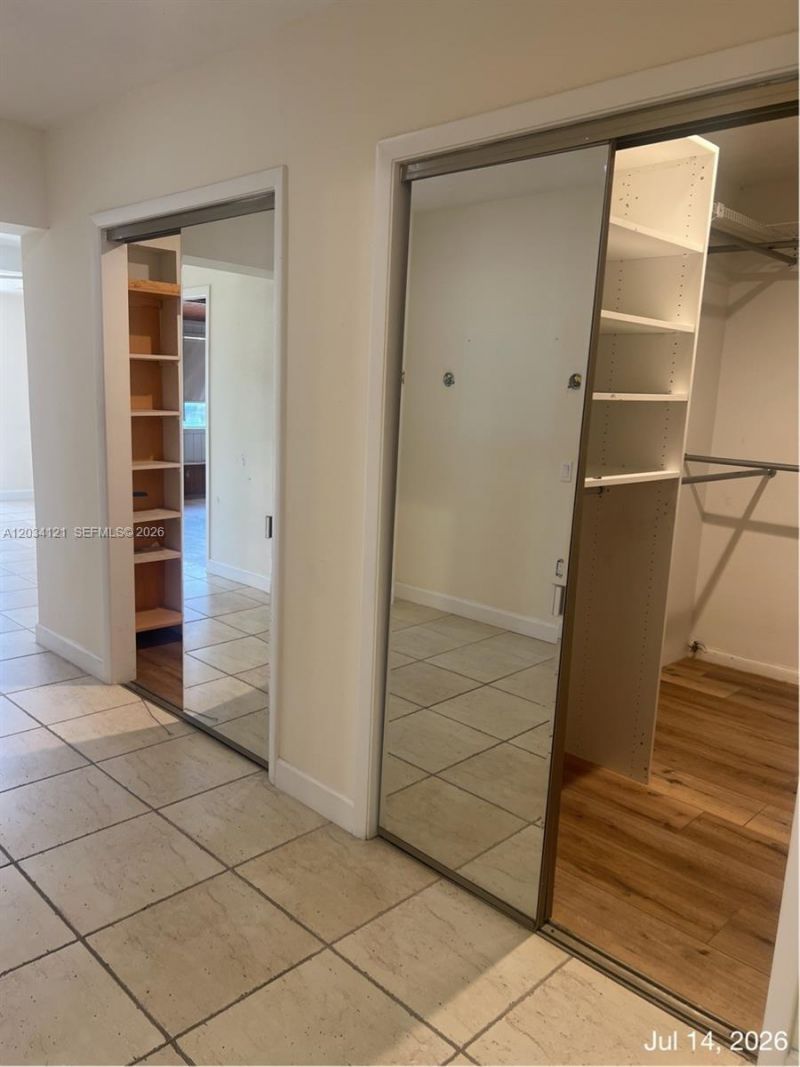 18715 NE 18th Ave, Miami, FL 33179 Photo