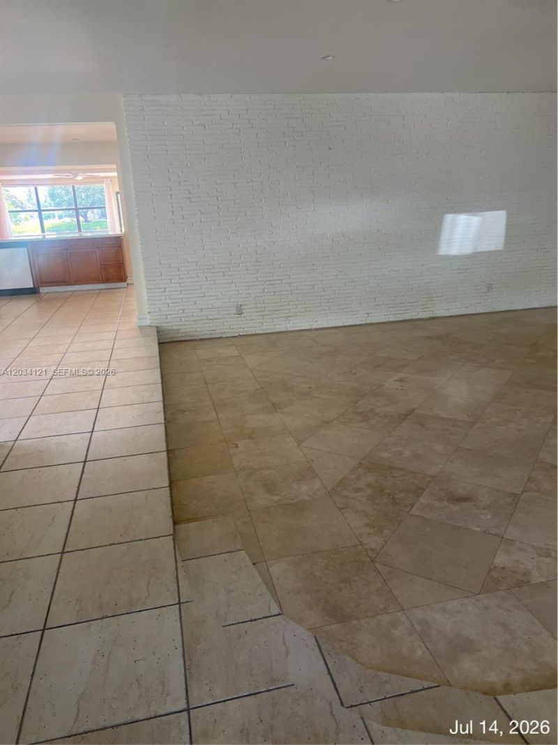 18715 NE 18th Ave, Miami, FL 33179 Photo