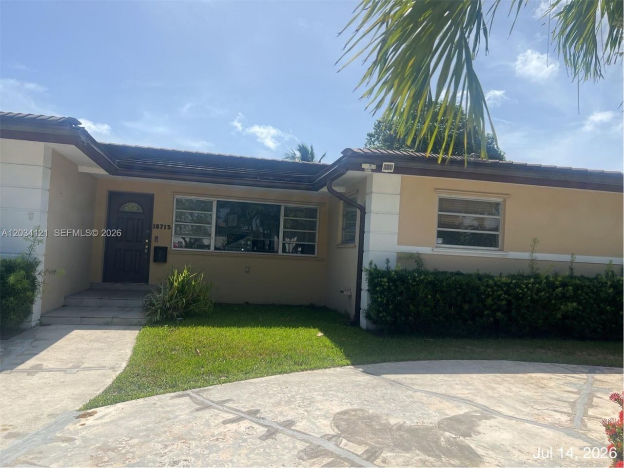 18715 NE 18th Ave, Miami, FL 33179 Photo
