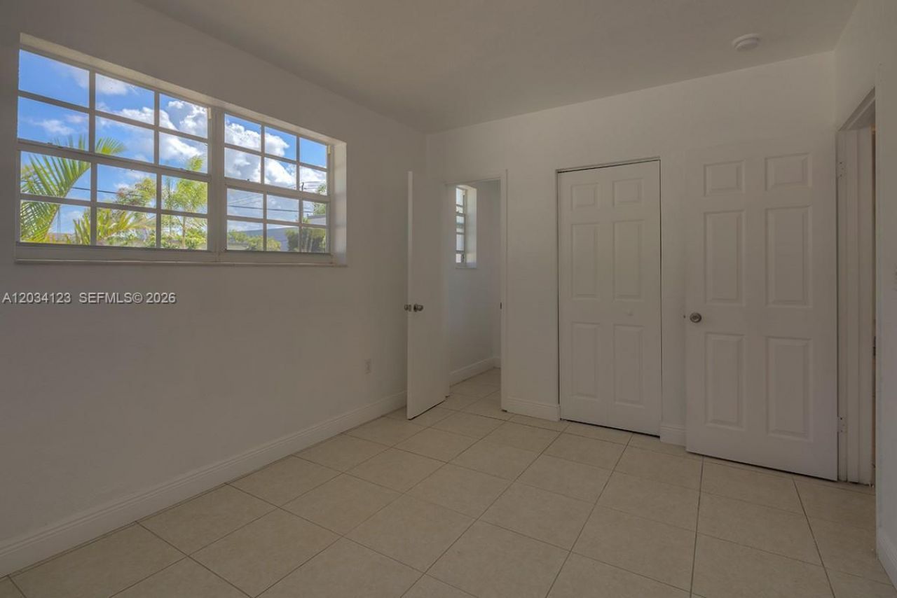 160 NW 199th St , Unit 1, Miami Gardens, FL 33169 Photo