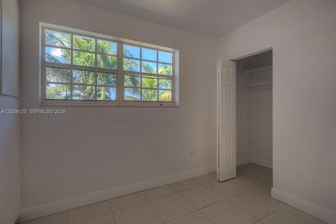 160 NW 199th St , Unit 1, Miami Gardens, FL 33169 Photo