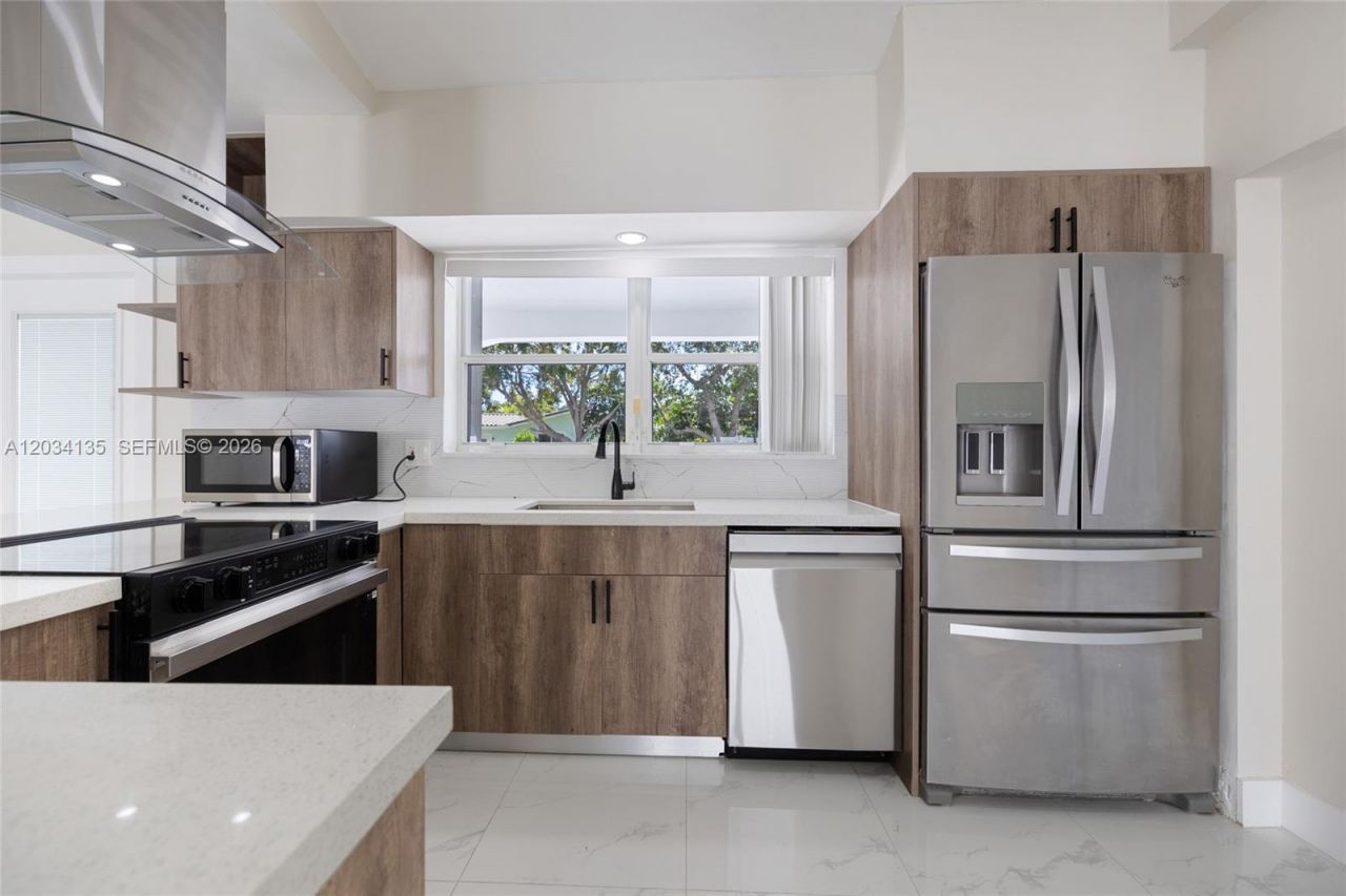 1221 SE 10th St , Deerfield Beach, FL 33441 Photo