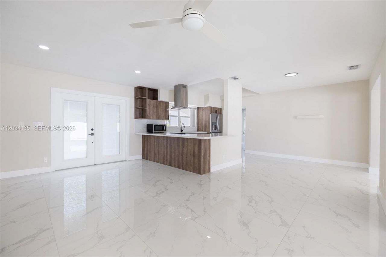 1221 SE 10th St , Deerfield Beach, FL 33441 Photo