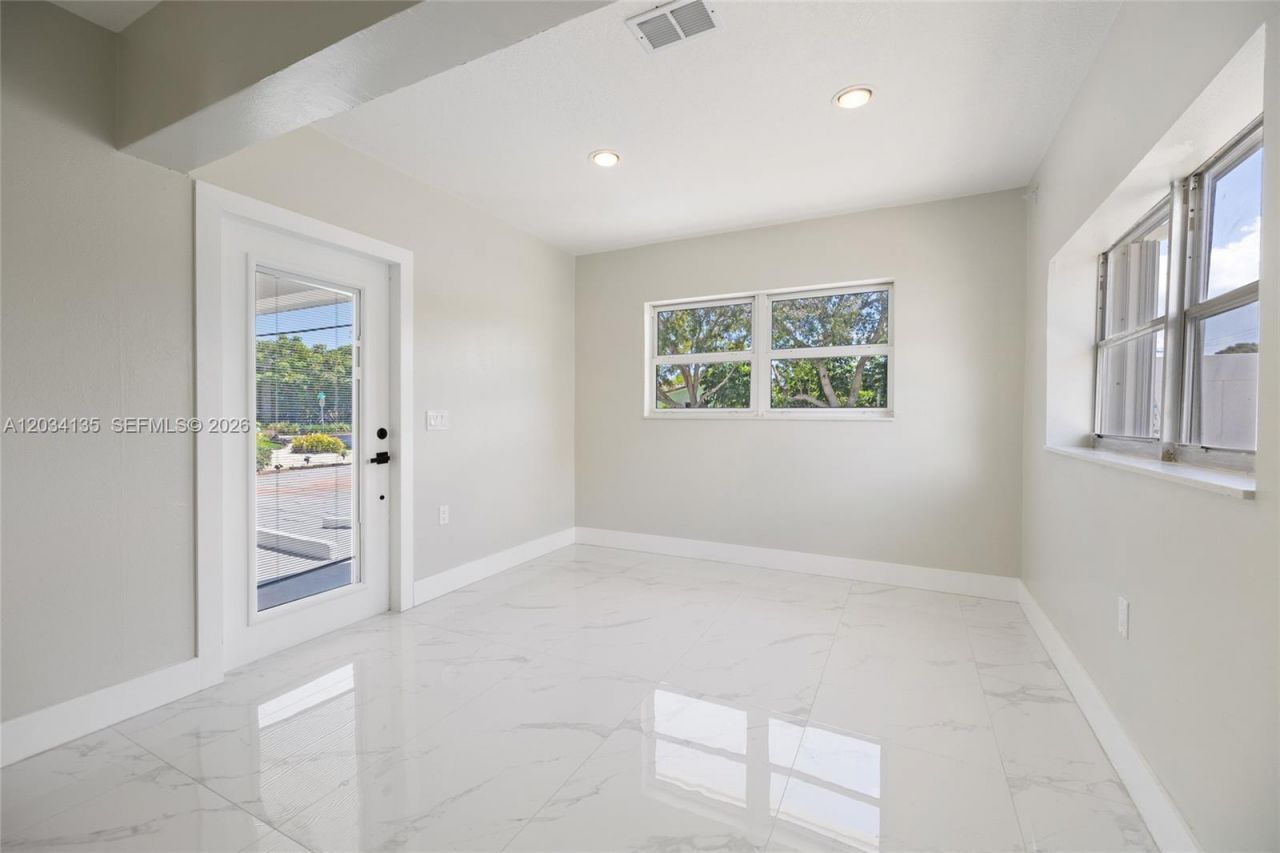 1221 SE 10th St , Deerfield Beach, FL 33441 Photo
