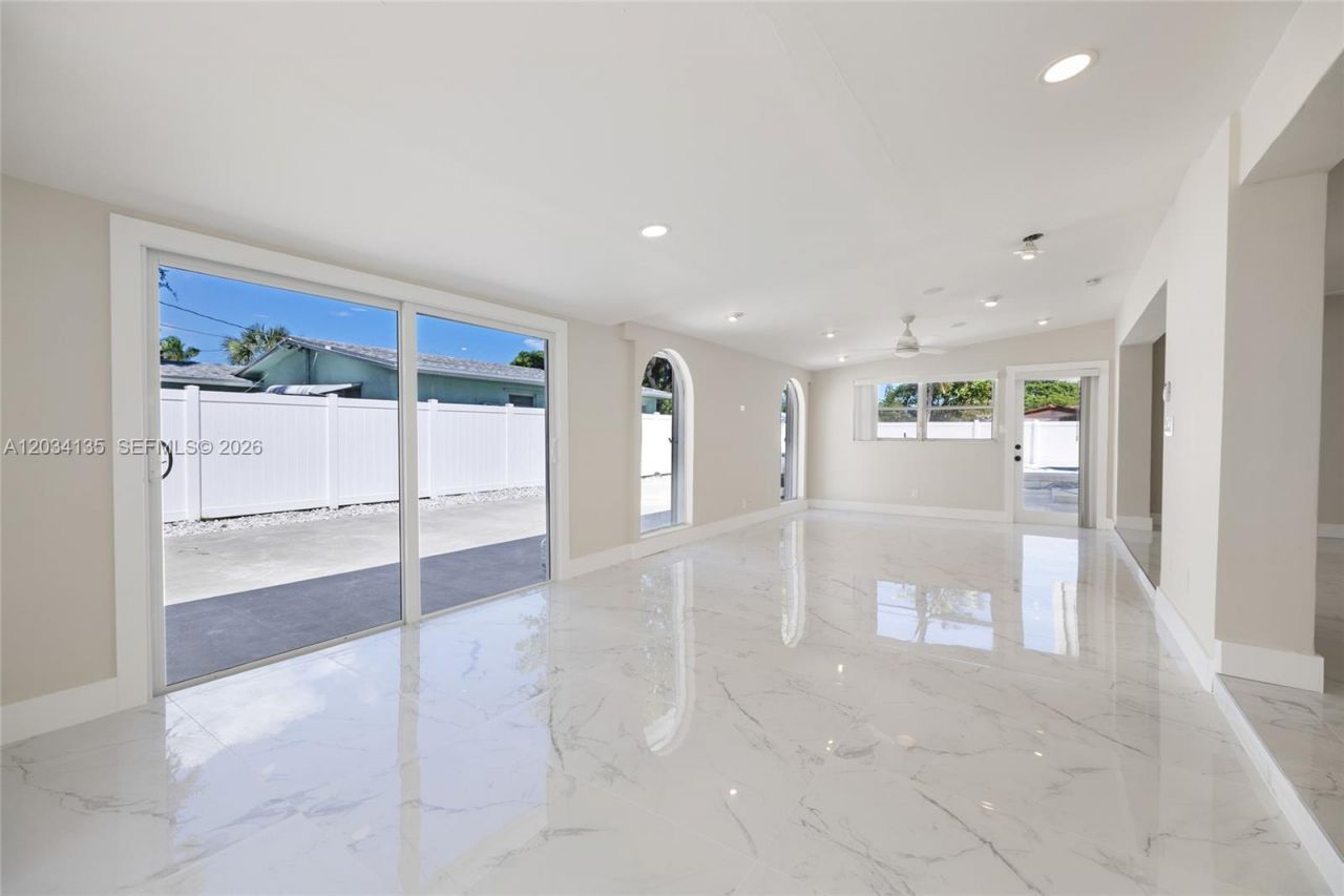 1221 SE 10th St , Deerfield Beach, FL 33441 Photo