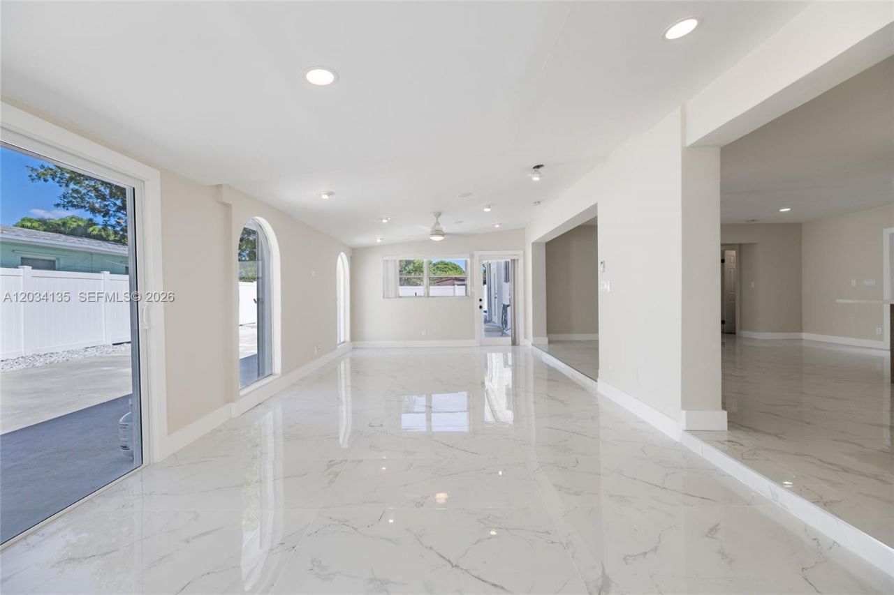 1221 SE 10th St , Deerfield Beach, FL 33441 Photo