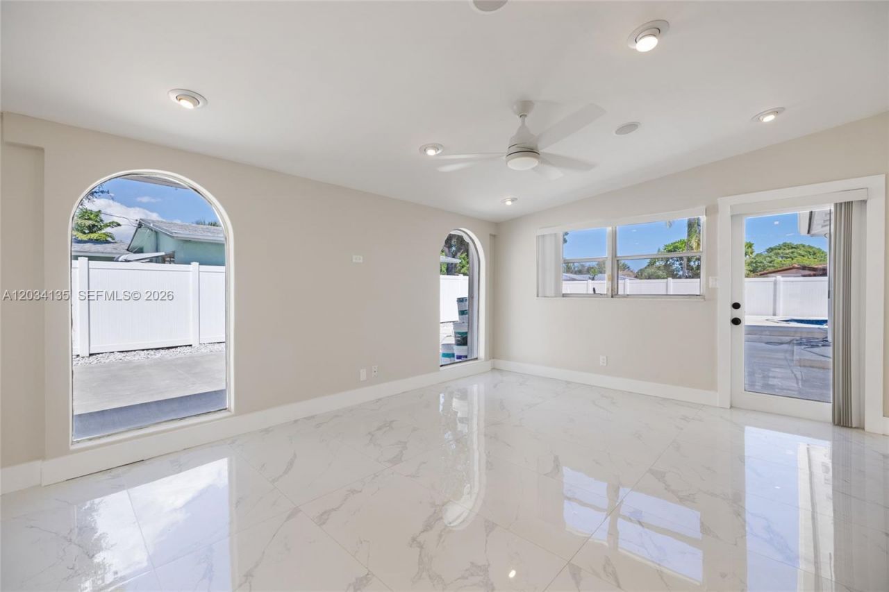 1221 SE 10th St , Deerfield Beach, FL 33441 Photo