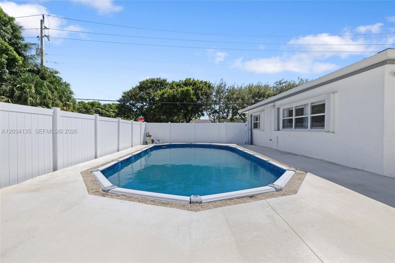 1221 SE 10th St , Deerfield Beach, FL 33441 Photo