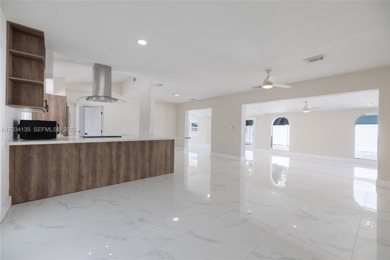 1221 SE 10th St , Deerfield Beach, FL 33441 Photo