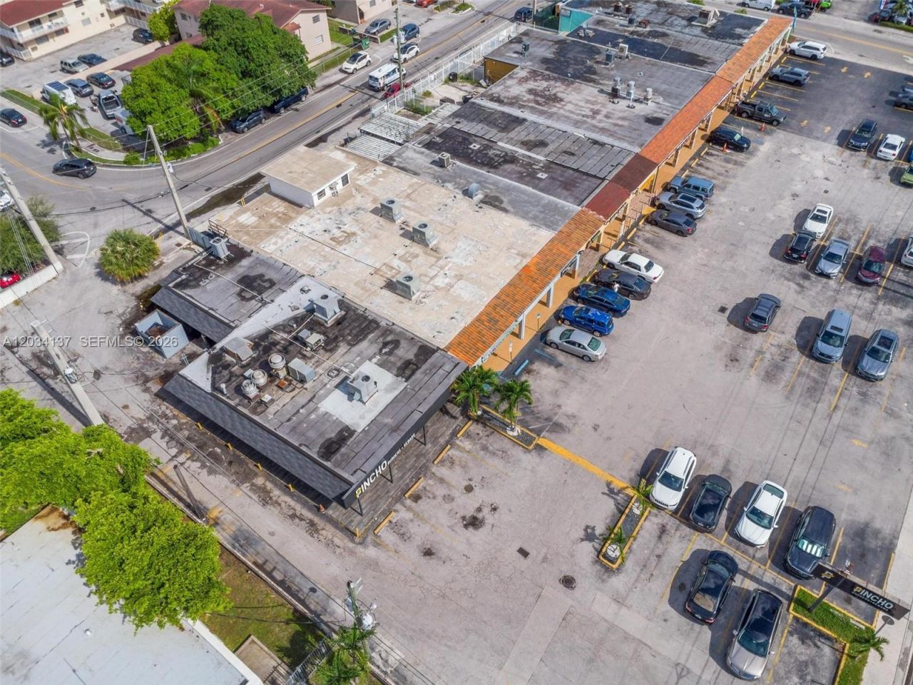 4950 W 12th Ave , Hialeah, FL 33012 Photo