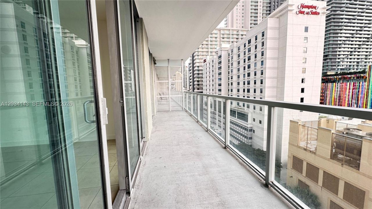 79 SW 12th St , Unit 1102-S, Miami, FL 33130 Photo