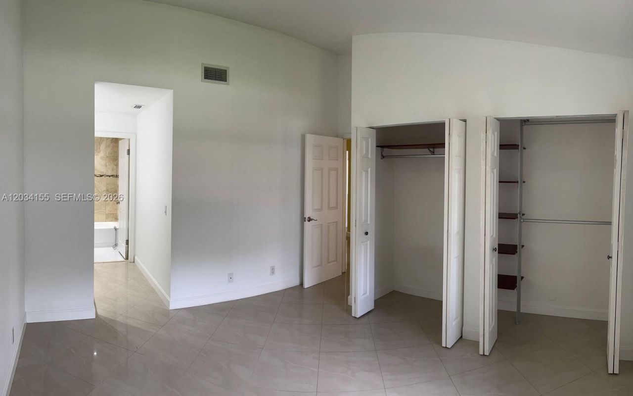 6361 NW 170th Ln , Hialeah, FL 33015 Photo
