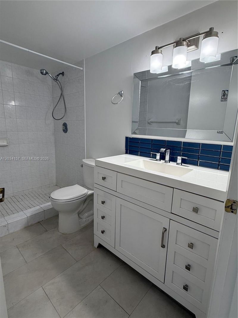 1688 West Ave , Unit 706, Miami Beach, FL 33139 Photo