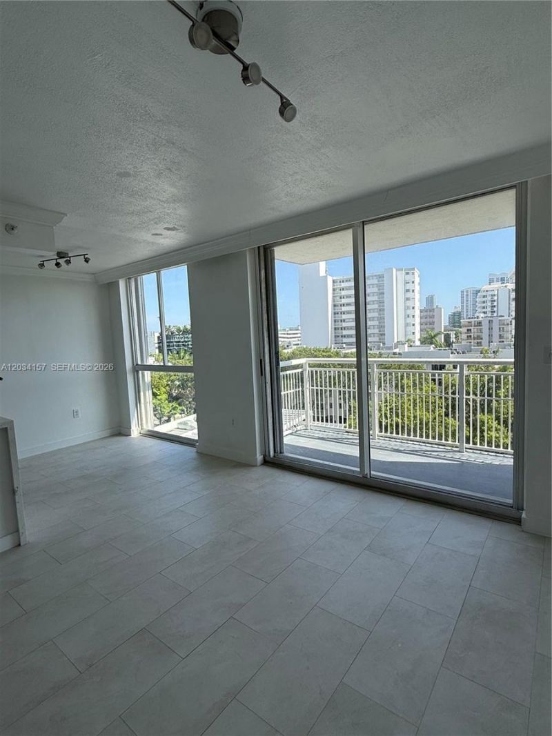1688 West Ave , Unit 706, Miami Beach, FL 33139 Photo
