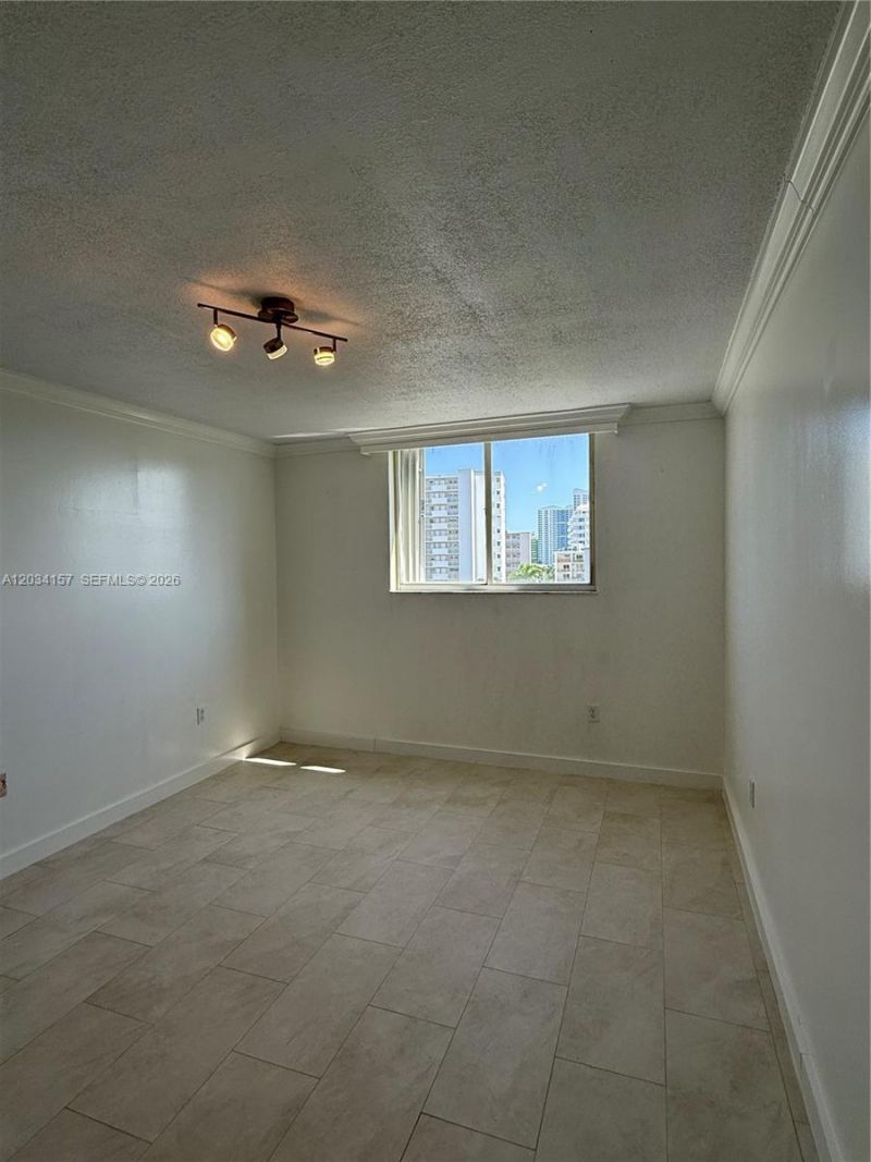 1688 West Ave , Unit 706, Miami Beach, FL 33139 Photo