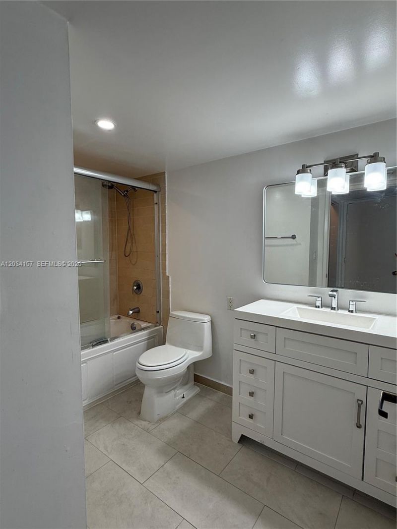 1688 West Ave , Unit 706, Miami Beach, FL 33139 Photo