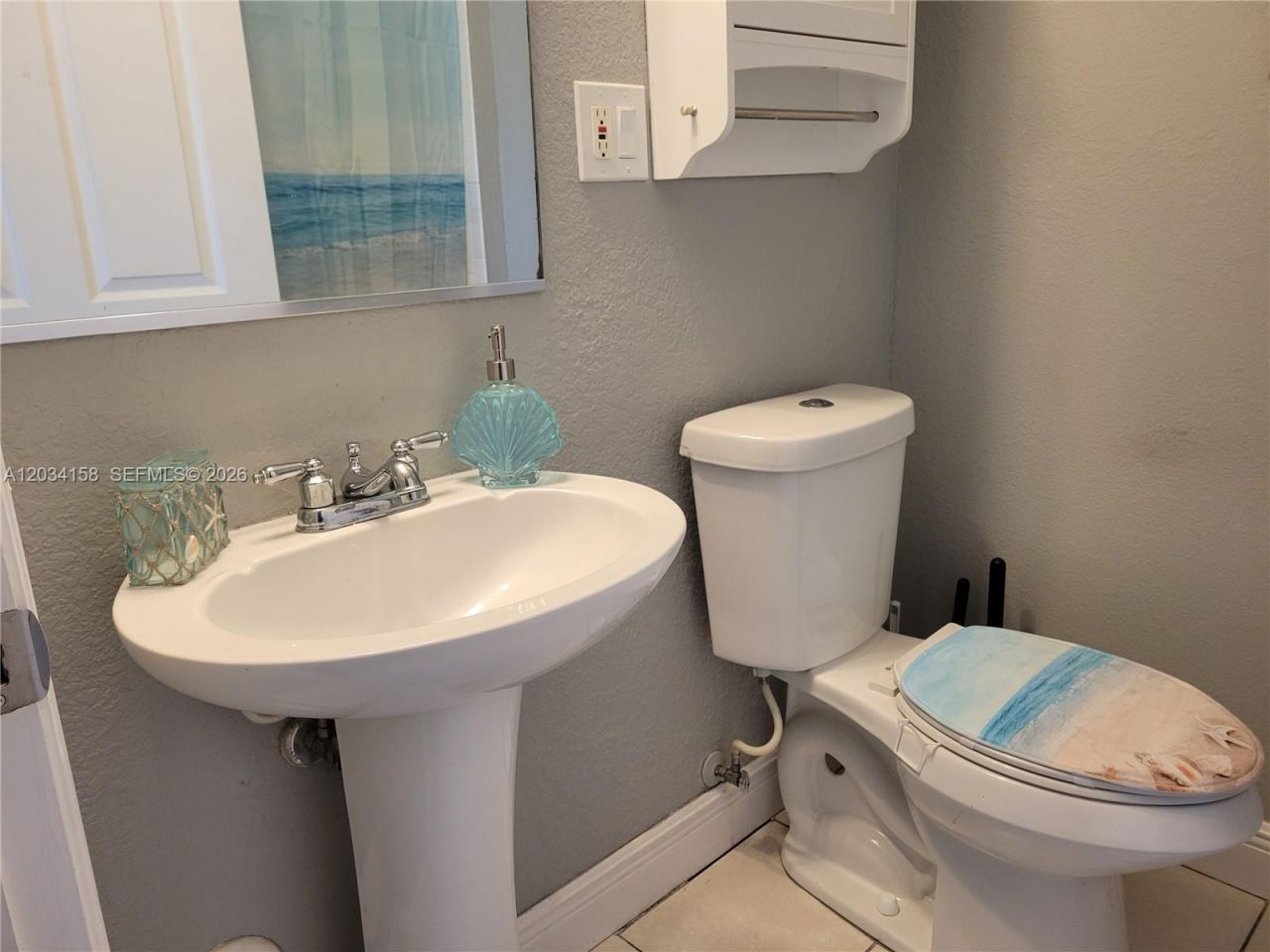 2560 NE 8th Ter , Pompano Beach, FL 33064 Photo