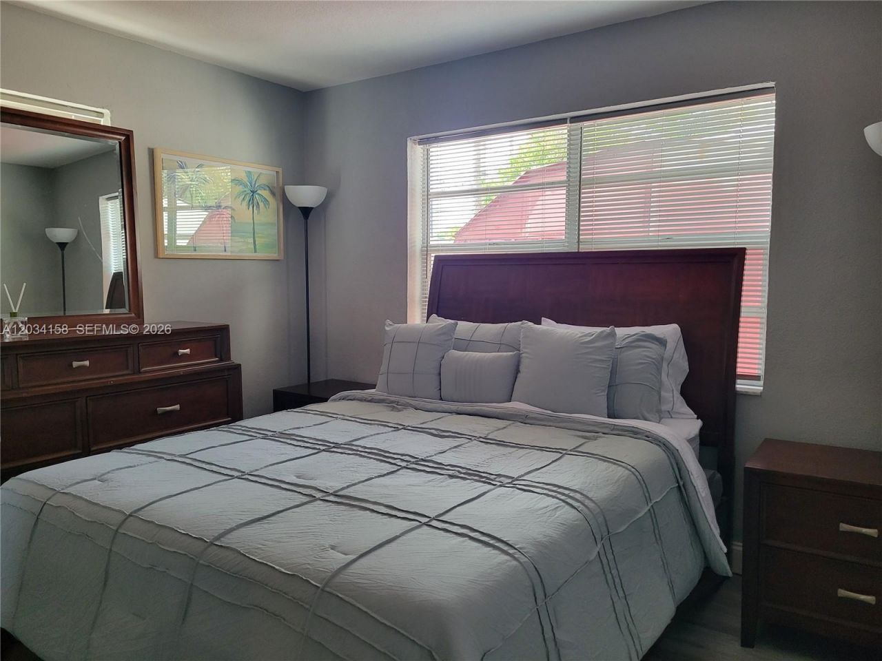 2560 NE 8th Ter , Pompano Beach, FL 33064 Photo