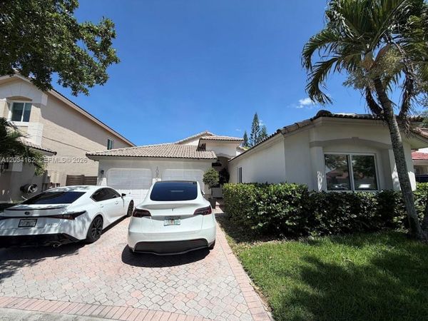 10900 NW 72nd St , Unit ., Doral, FL 33178