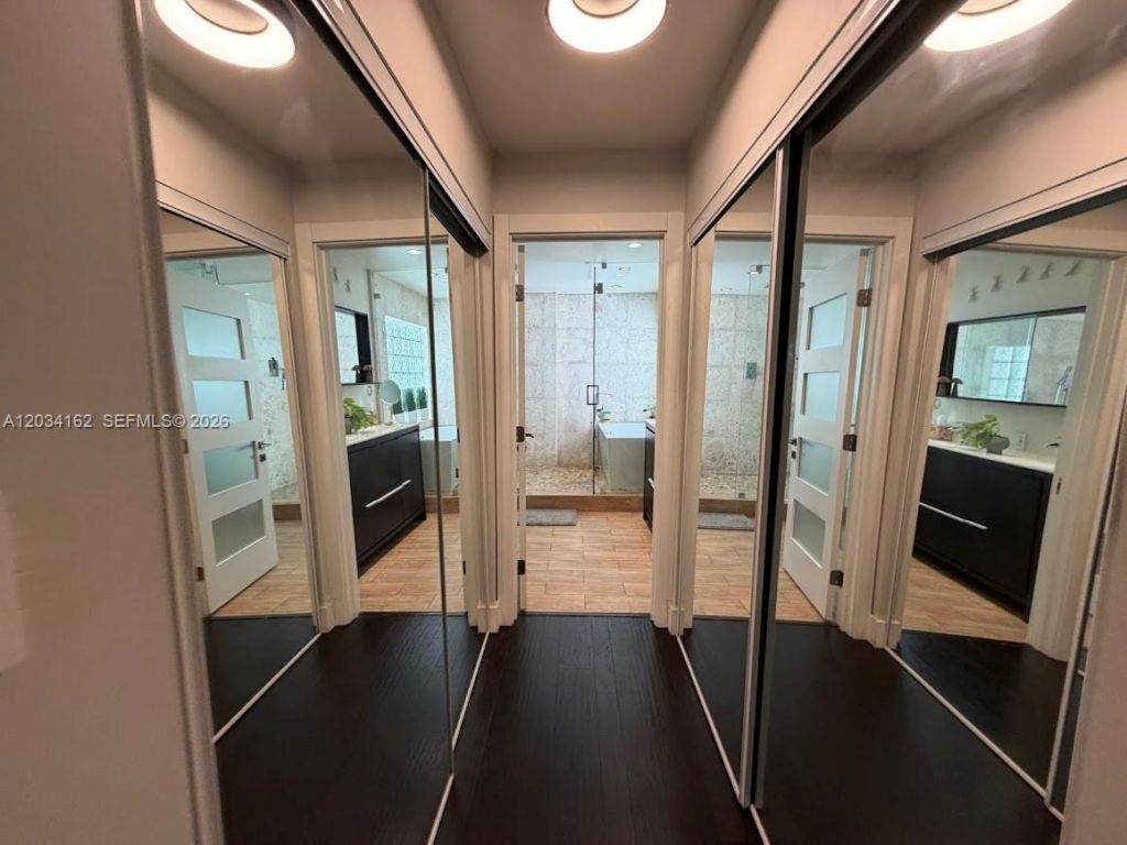 10900 NW 72nd St , Unit ., Doral, FL 33178 Photo