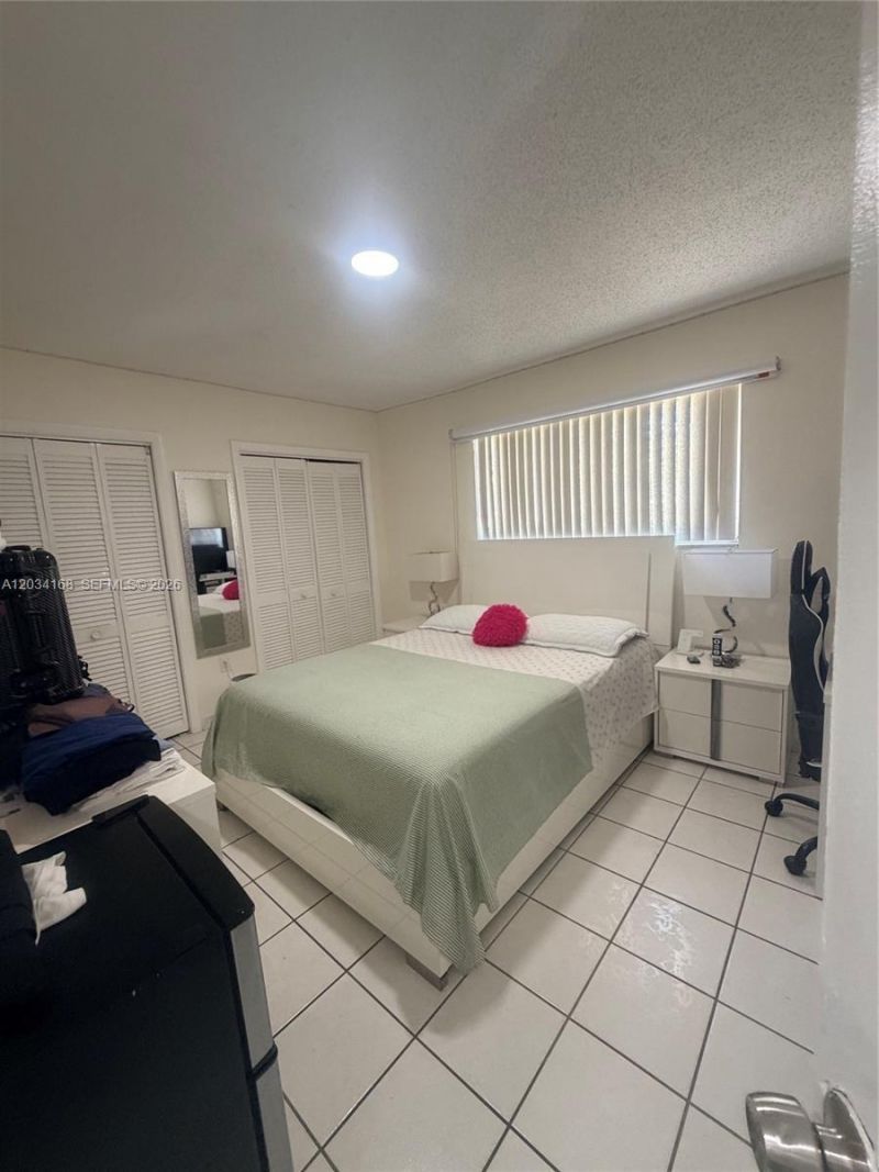 3821 SW 89th Ct , Unit front, Miami, FL 33165 Photo