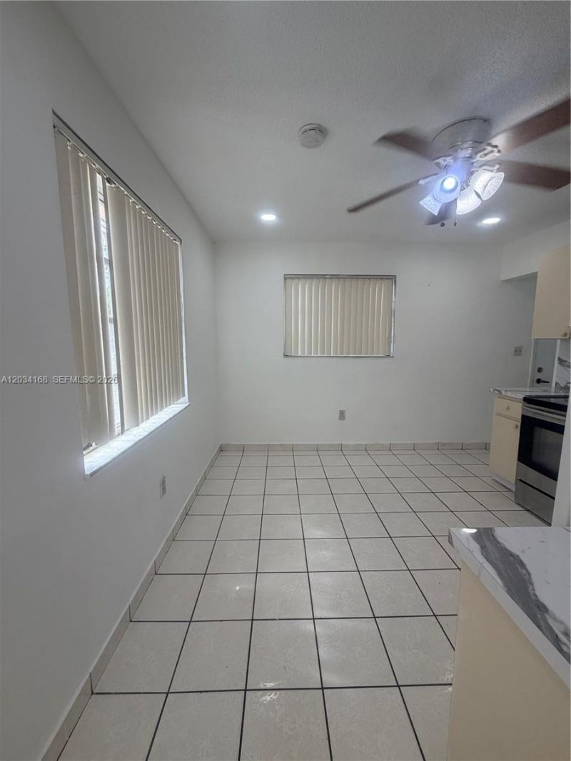 3821 SW 89th Ct, Unit front, Miami, FL 33165 Photo