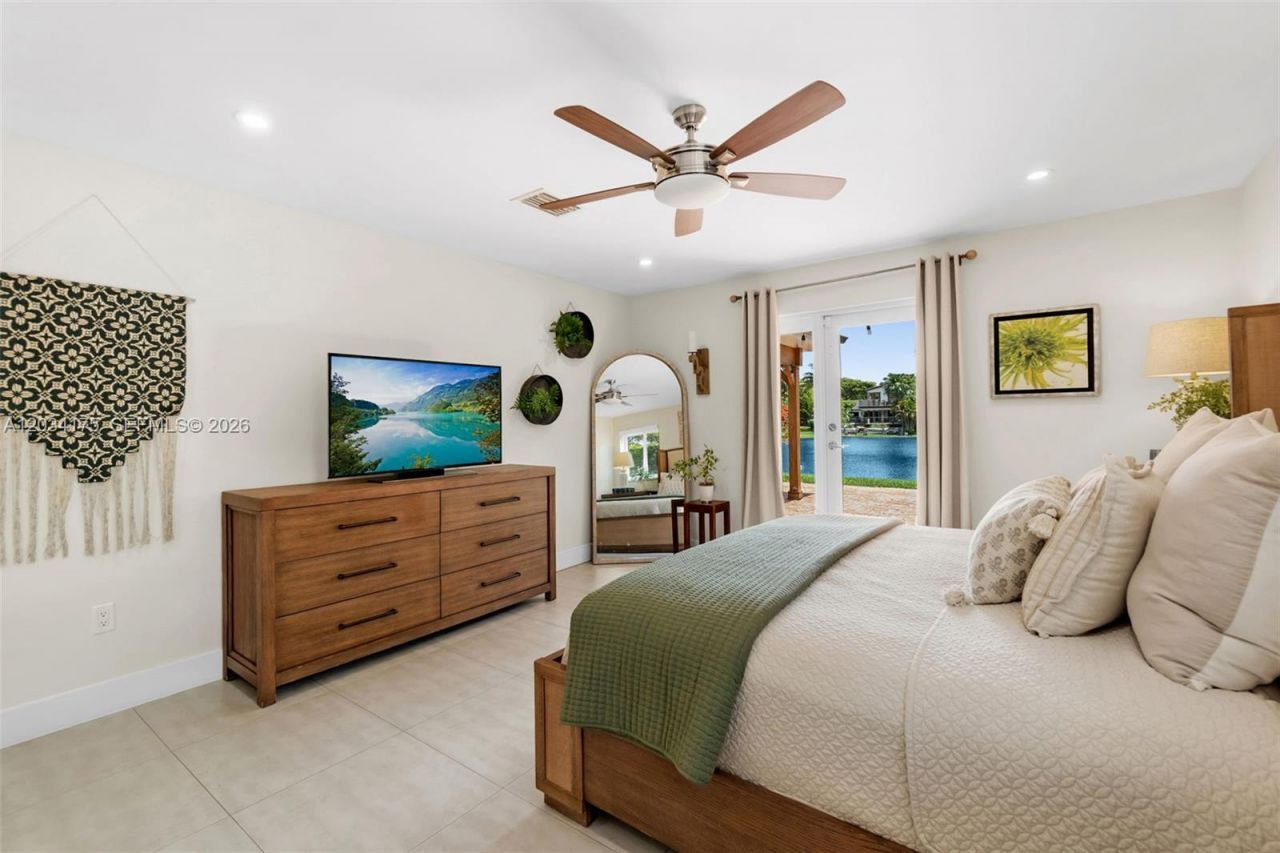 8601 Dundee Ter , Miami Lakes, FL 33016 Photo