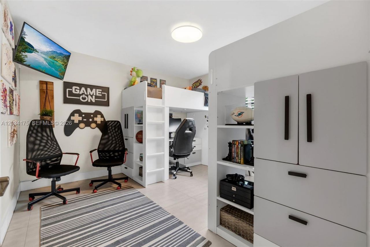 8601 Dundee Ter , Miami Lakes, FL 33016 Photo