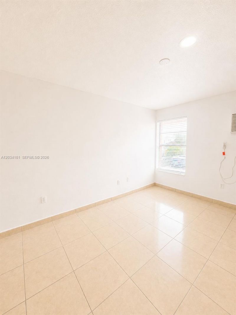6850 W 14th Ct, Unit A28, Hialeah, FL 33014 Photo