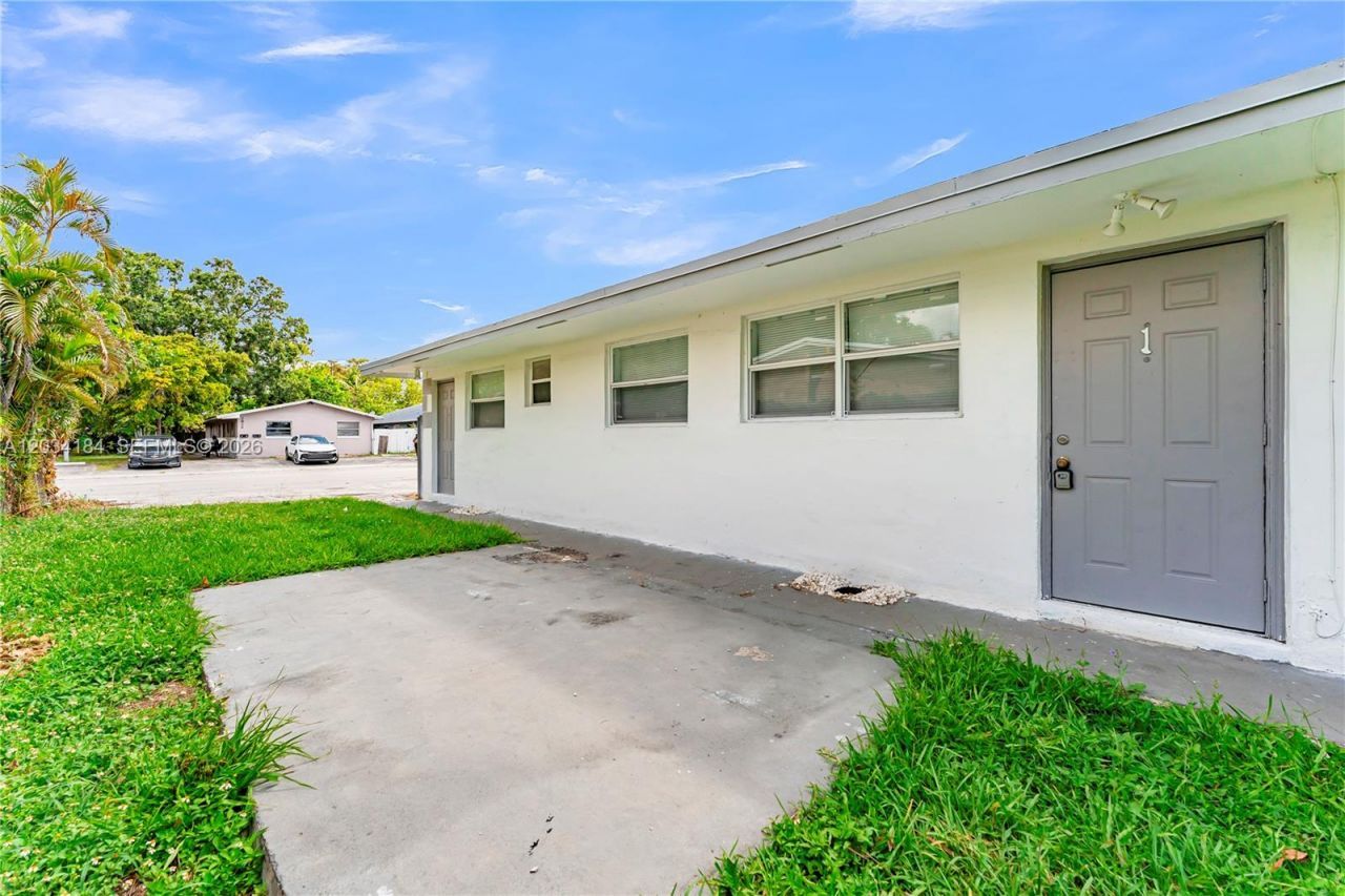 2856 NW 14th St , Unit 2, Fort Lauderdale, FL 33311 Photo