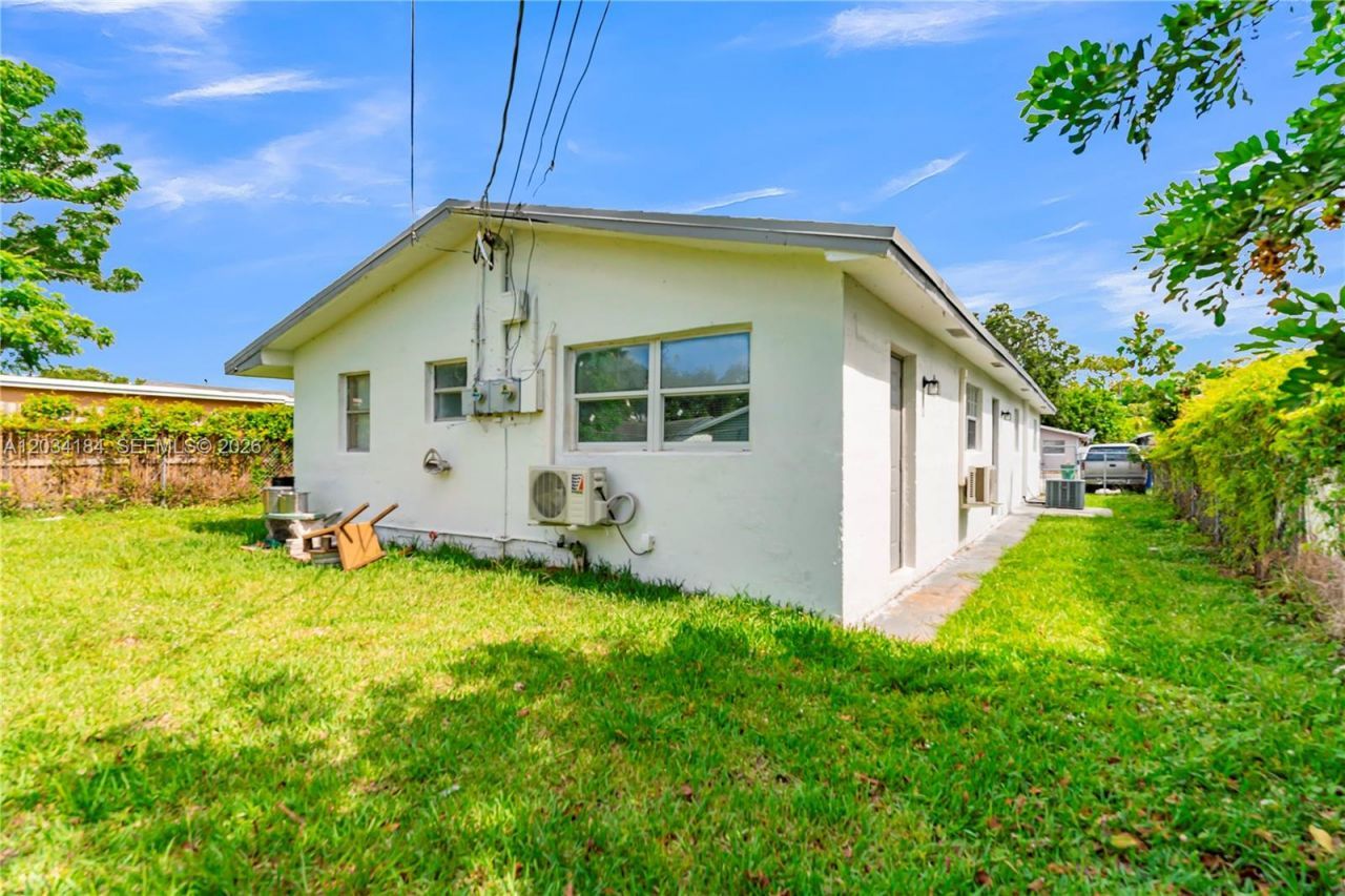 2856 NW 14th St , Unit 2, Fort Lauderdale, FL 33311 Photo