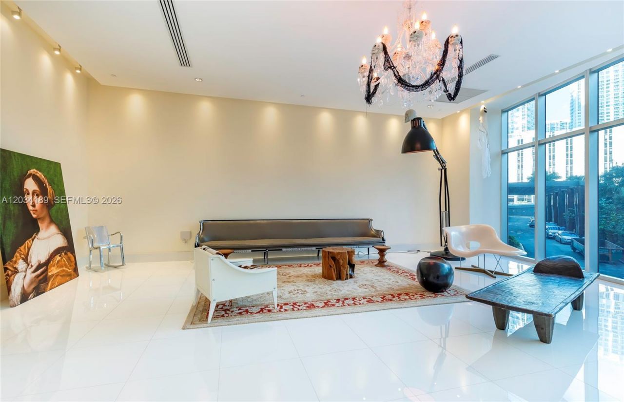 475 Brickell Ave , Unit 4115, Miami, FL 33131 Photo