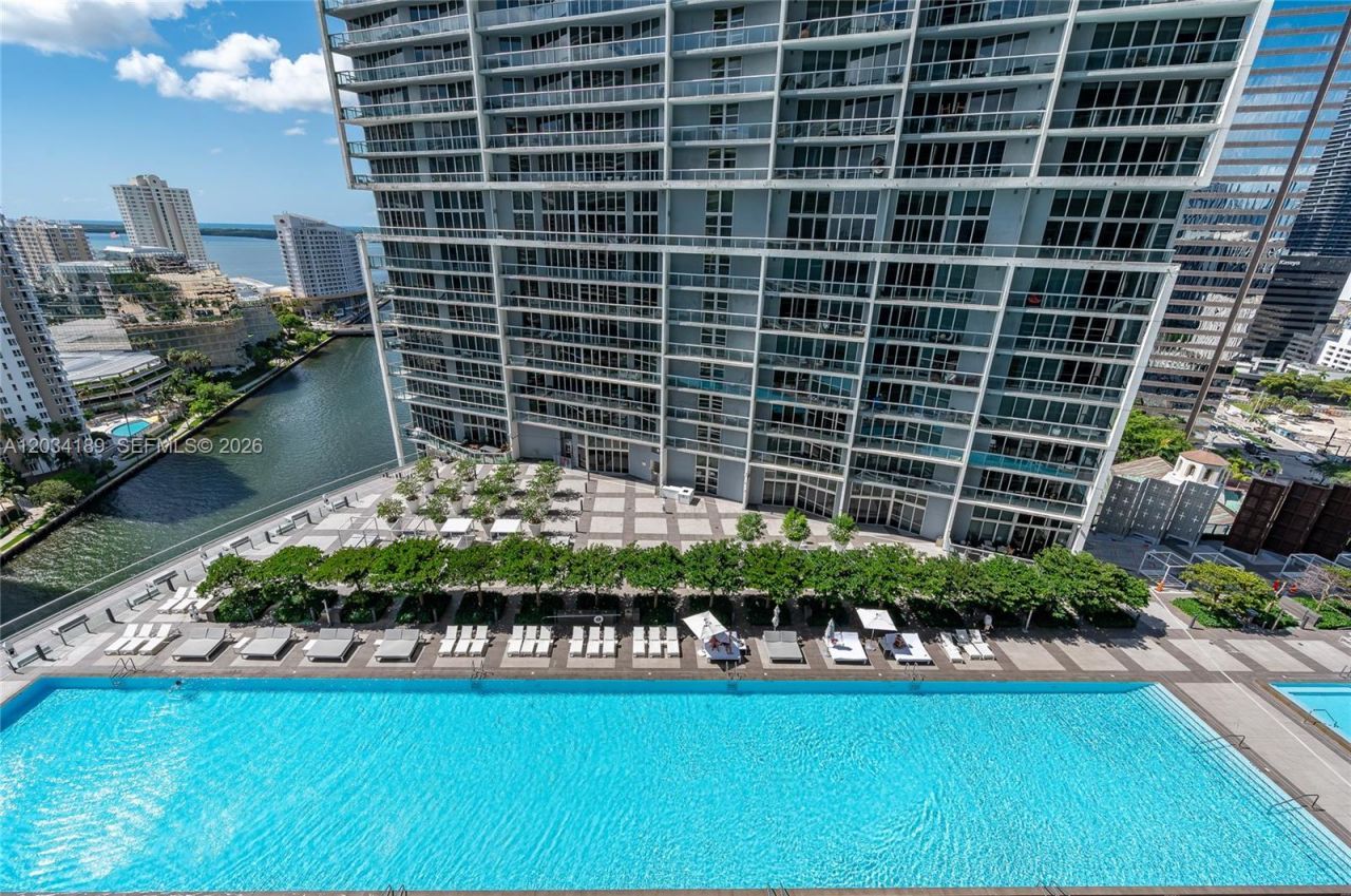 475 Brickell Ave , Unit 4115, Miami, FL 33131 Photo