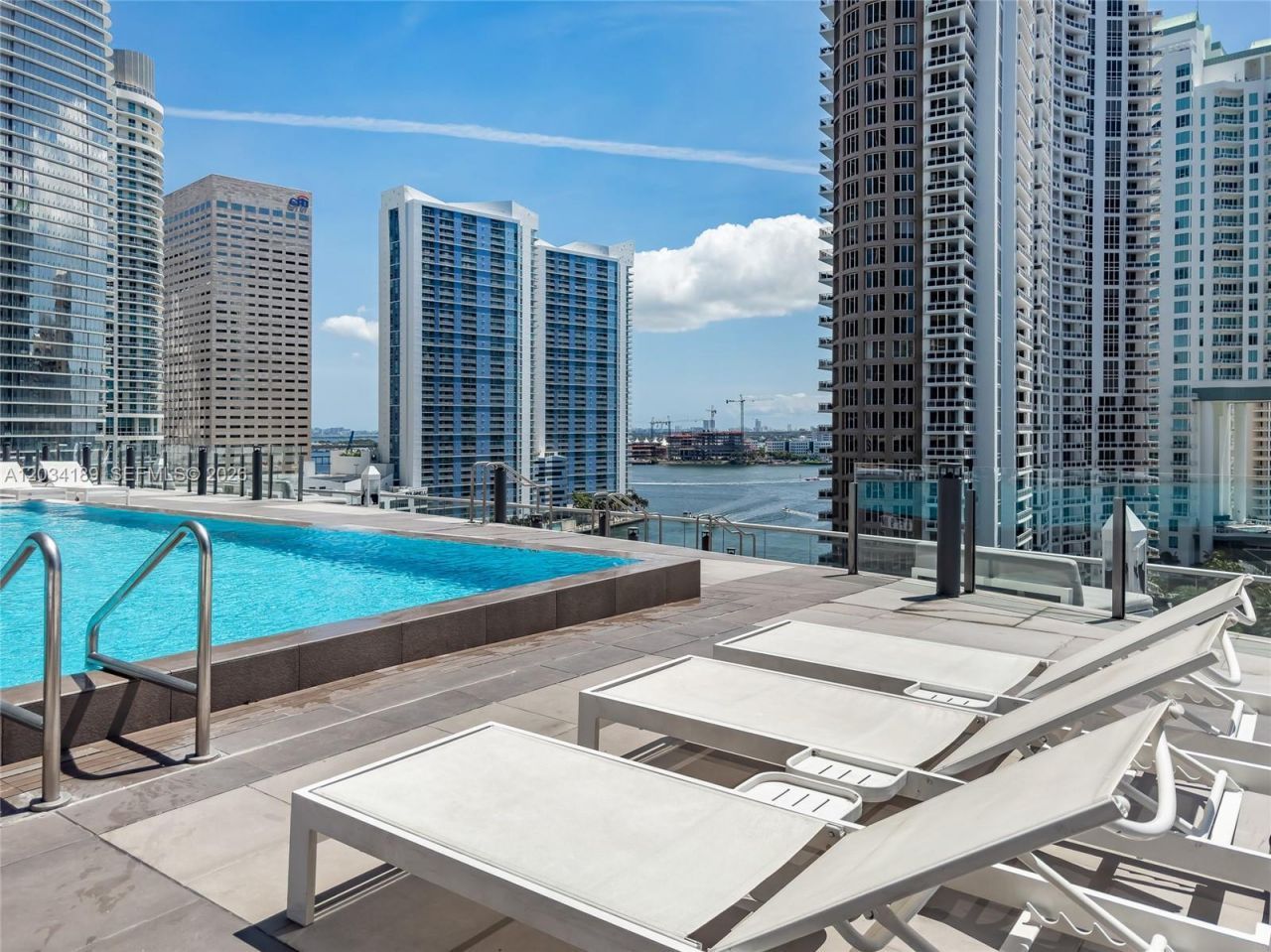 475 Brickell Ave , Unit 4115, Miami, FL 33131 Photo