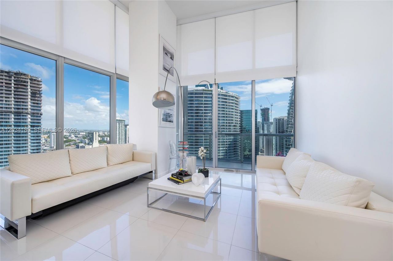 475 Brickell Ave , Unit 4115, Miami, FL 33131 Photo