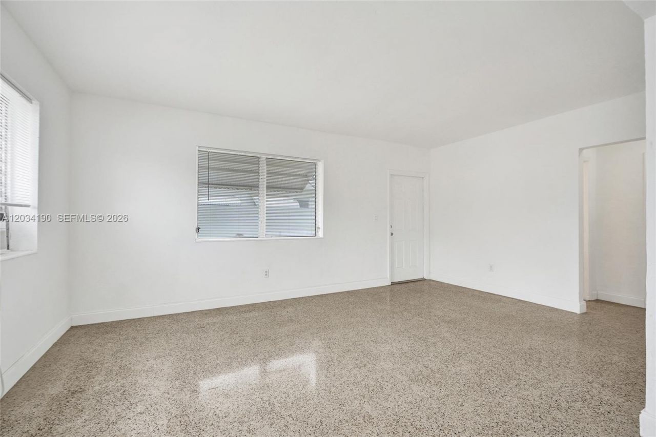 710 82nd St, Unit 1, Miami Beach, FL 33141 Photo