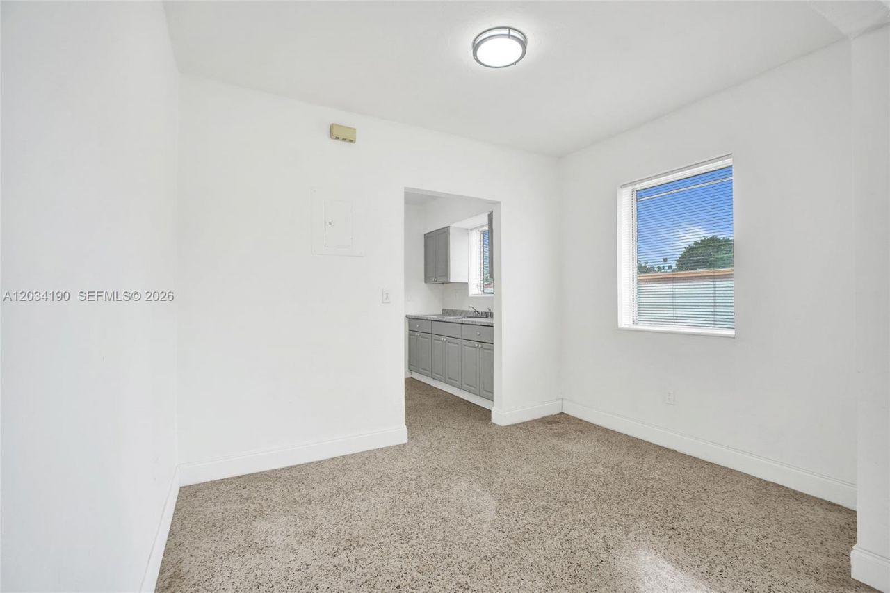 710 82nd St, Unit 1, Miami Beach, FL 33141 Photo
