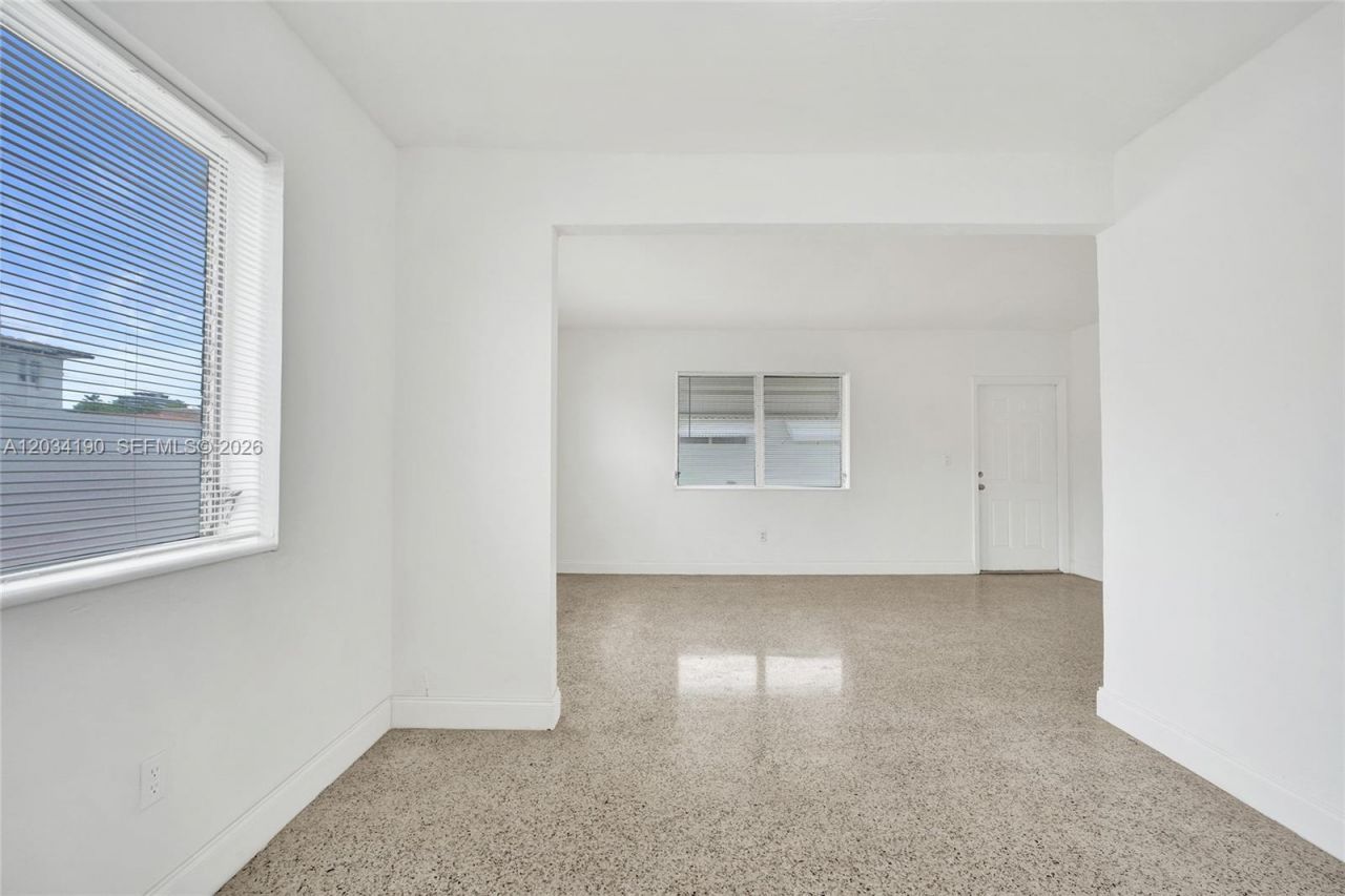 710 82nd St, Unit 1, Miami Beach, FL 33141 Photo