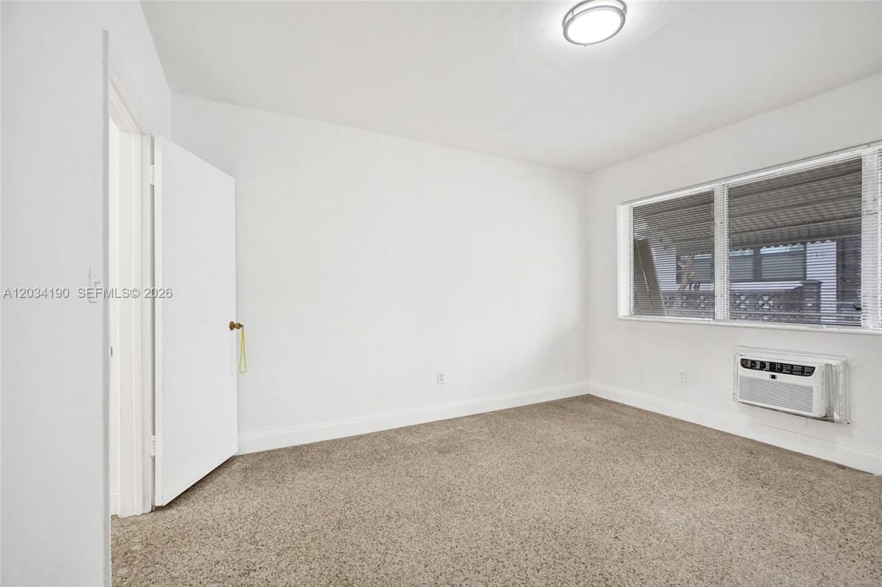 710 82nd St, Unit 1, Miami Beach, FL 33141 Photo
