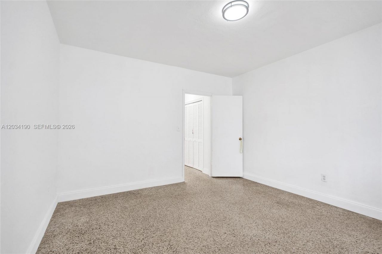 710 82nd St, Unit 1, Miami Beach, FL 33141 Photo