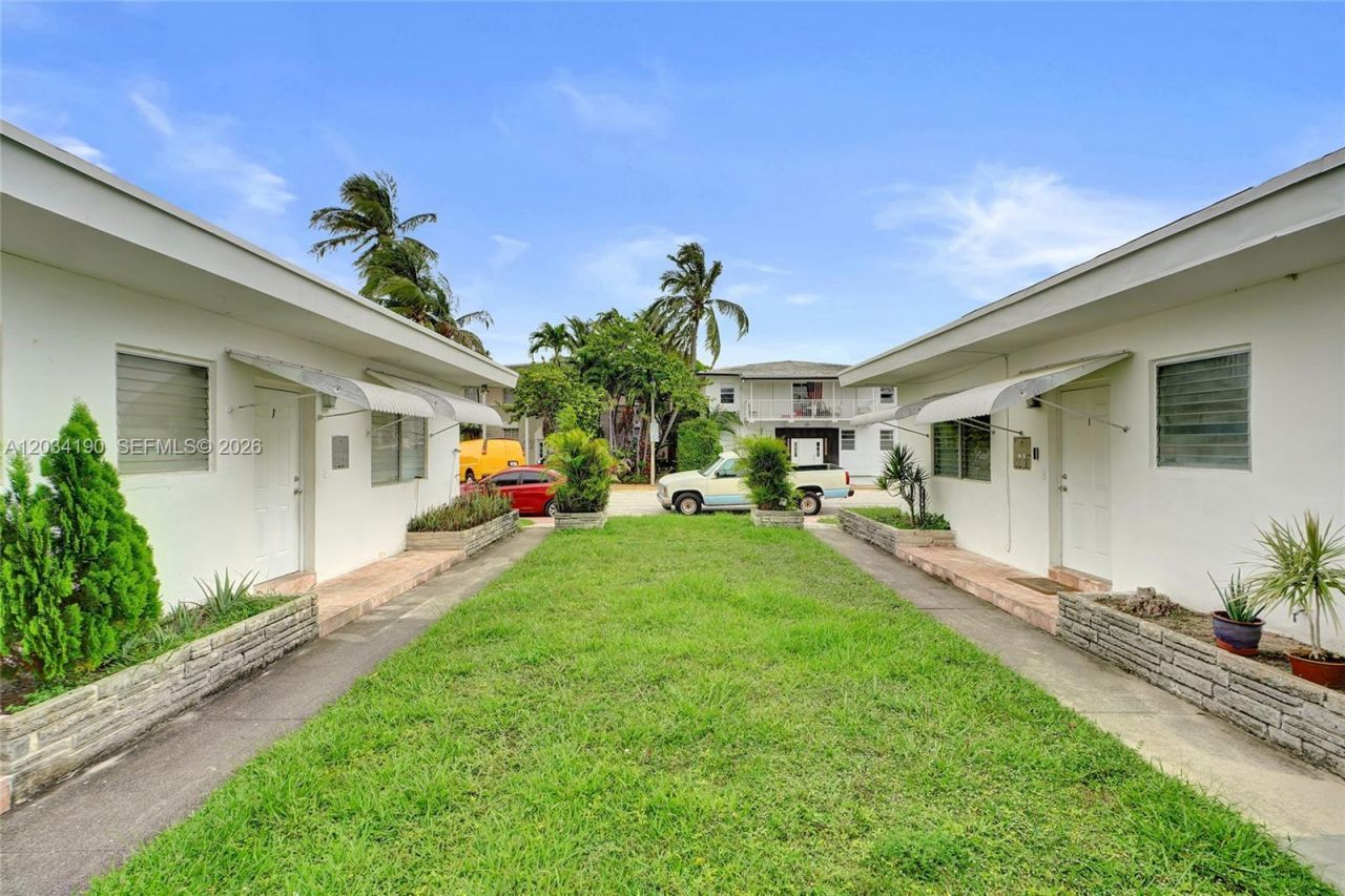 710 82nd St, Unit 1, Miami Beach, FL 33141 Photo