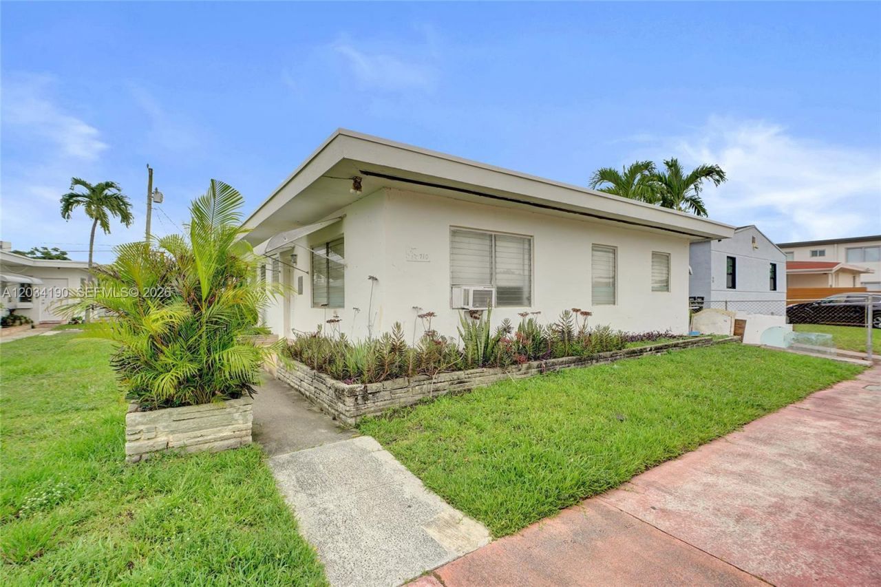 710 82nd St, Unit 1, Miami Beach, FL 33141 Photo
