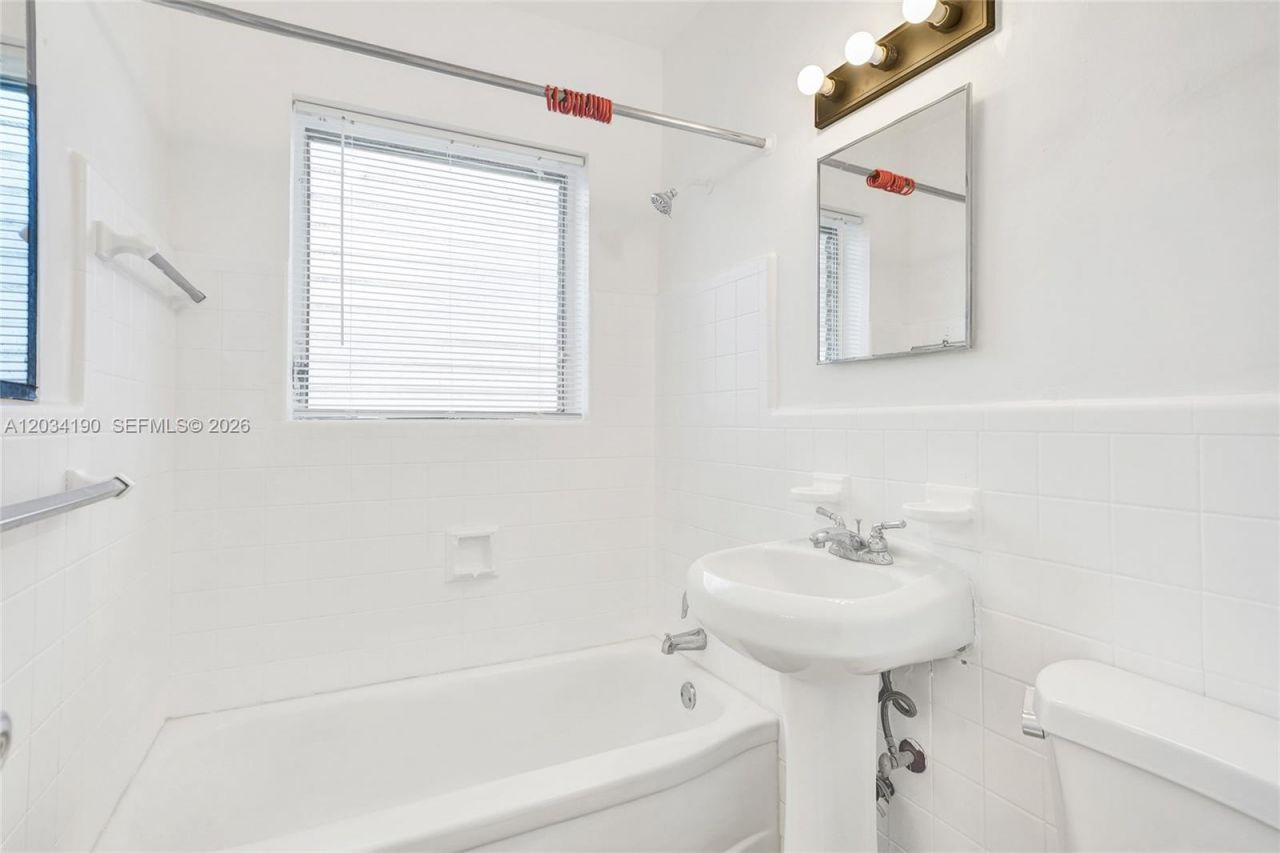 710 82nd St, Unit 1, Miami Beach, FL 33141 Photo