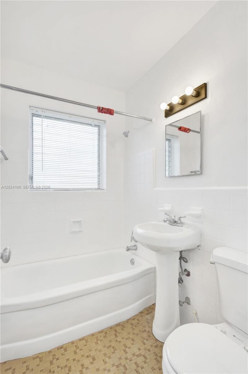 710 82nd St, Unit 1, Miami Beach, FL 33141 Photo